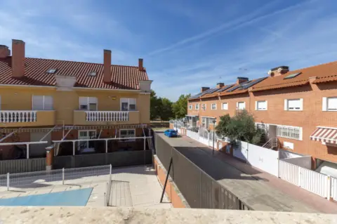 Chalet adosado en calle del Río Bidasoa