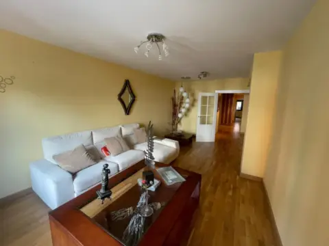 Piso en Plaza de la Fuente Dorada