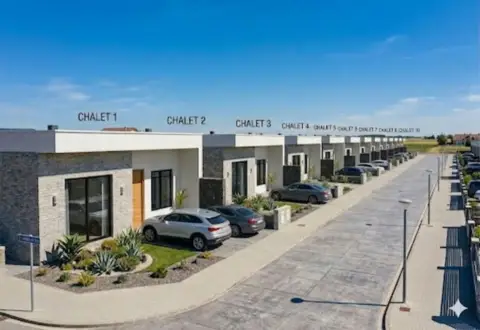 Chalet adosado en Venta en Pinar de Jalón