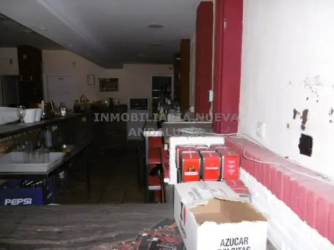 Local comercial en Nueva Andalucía