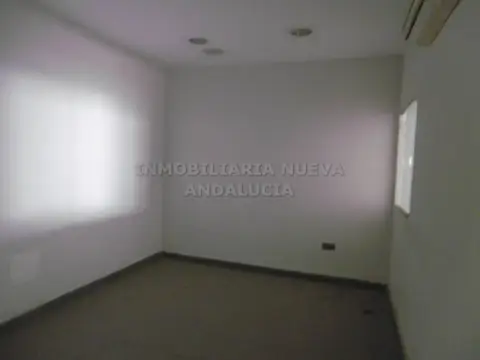 Nave industrial en Huércal de Almería