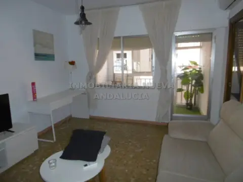 Piso en Ciudad Jardín-Tagarete-Zapillo
