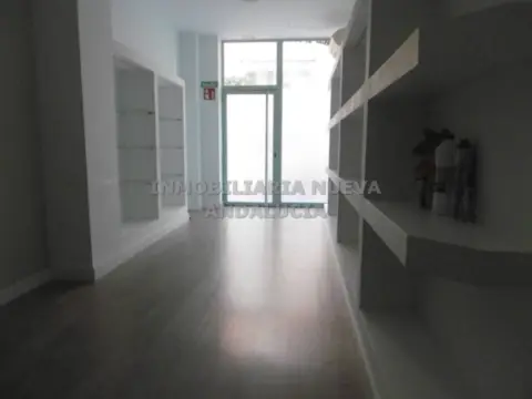 Local comercial en Ciudad Jardín-Tagarete-Zapillo