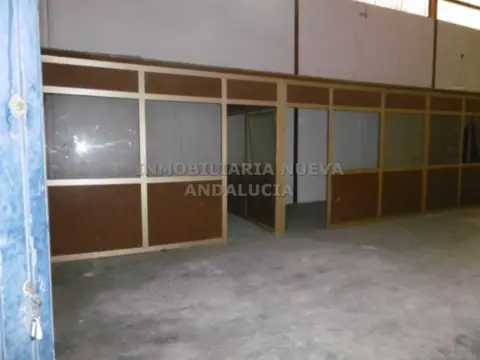 Nave industrial en Huércal de Almería