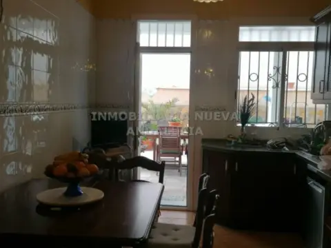 Casa unifamiliar en Nueva Andalucía