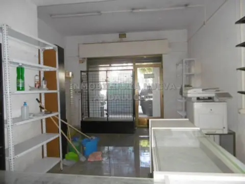 Local comercial en Nueva Andalucía