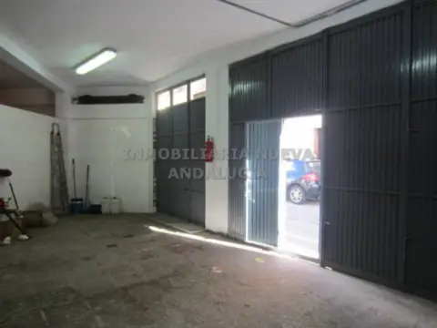 Local comercial en Oliveros-Altamira-Barrio Alto