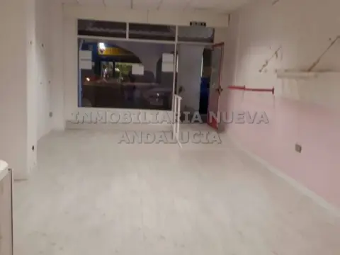 Local comercial en Oliveros-Altamira-Barrio Alto
