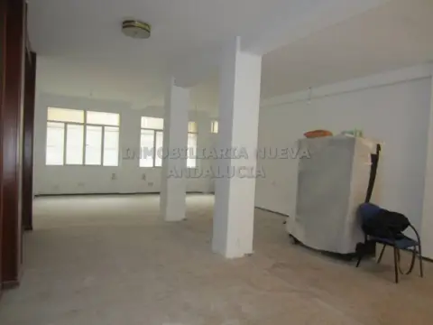 Local comercial en Centro