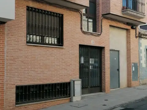 Local comercial en callejón de las Obras Públicas, 13
