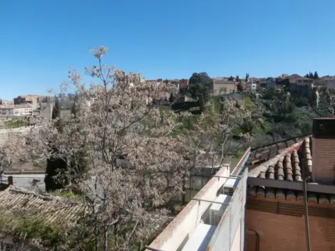 Dúplex en calle C. Piedrabuena