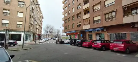 Piso en calle Fuentenueva