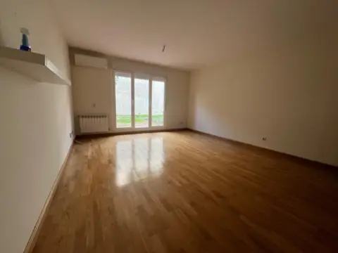 Piso en Avenida de la Legua