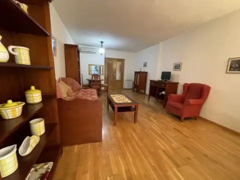 Apartamento en calle de la Sillería, 14