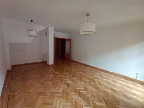 Dúplex en Costanilla de San Lázaro