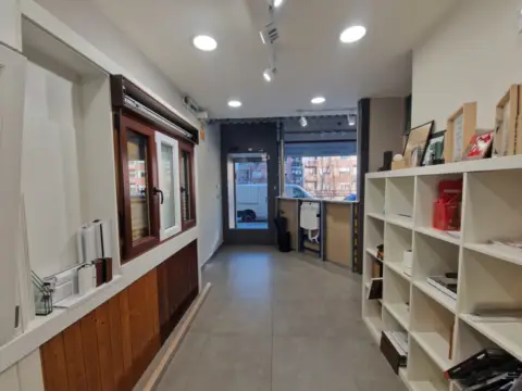 Local comercial en calle Basurto a Castrejana