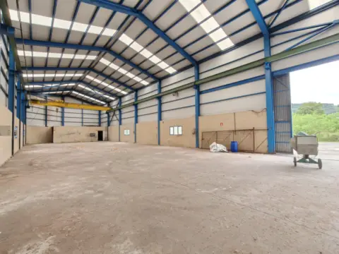 Nave industrial en Barrio Barretaguren