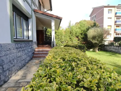 Chalet en calle de Negurigane