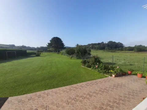 Chalet en calle Higariño