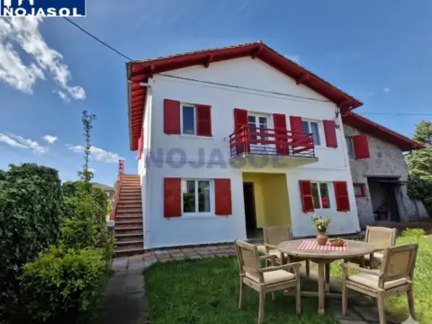 Casa unifamiliar en Paseo de Trengandín