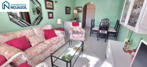 Apartamento en calle Pinares