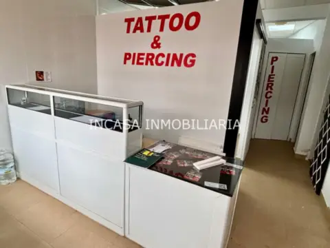 Local comercial en Valverde del Camino