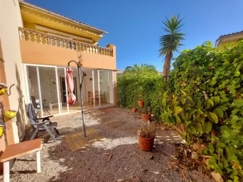 Chalet adosado en S´Estany D´En Mas