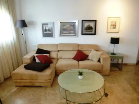 Piso en calle Ramón y Cajal, 69