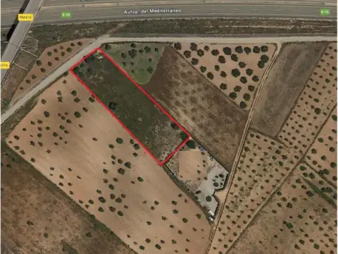 Terreno en calle La Magdalena, nº 4