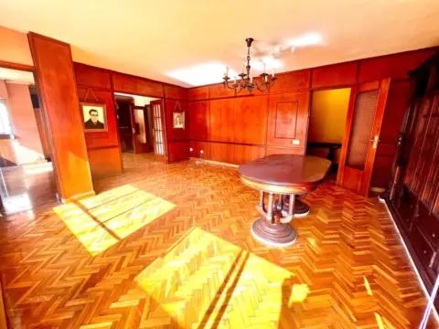 Piso en calle Ángel Bruna, 28