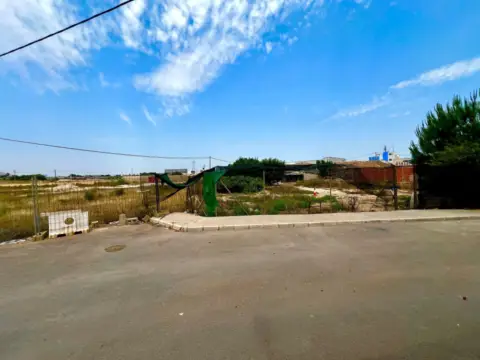 Terreno en calle de Pontevedra, 12