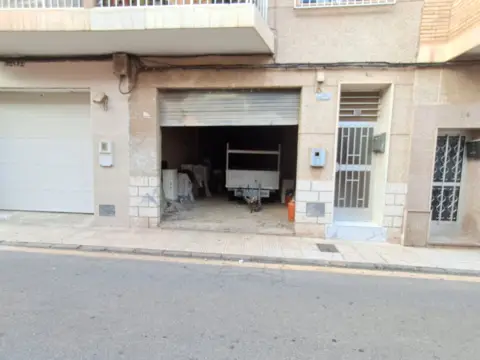 Local comercial en calle de Zurbarán