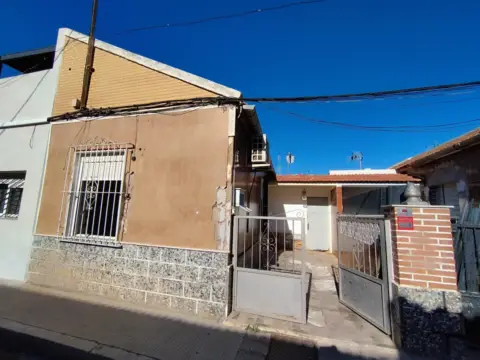 Casa en calle del Bidasoa
