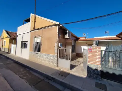 Casa en calle del Bidasoa, 16