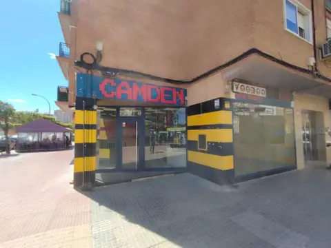 Local comercial en calle Carmen Conde, 57