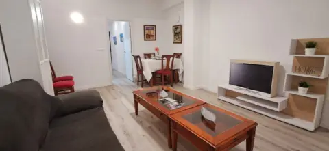 Piso en calle Menorca, 7