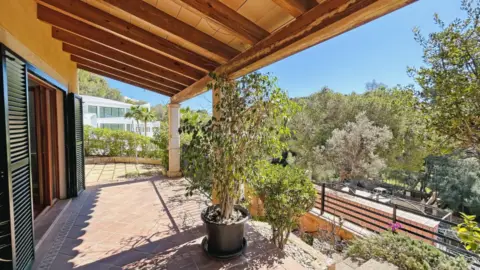 Chalet pareado en Carrer de Samaniego
