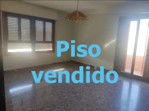 Piso en calle de la Huerta, 62