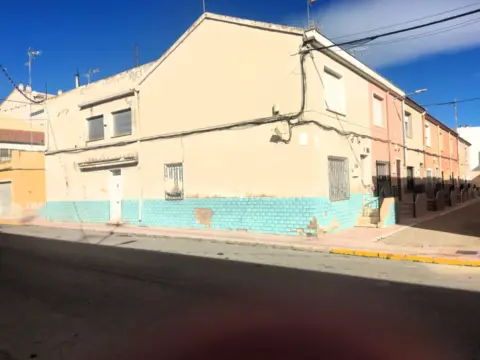 Casa en calle de la Huerta, 61