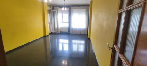 Piso en calle de Zafra, 46