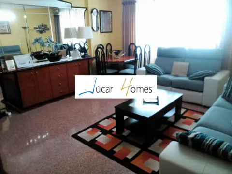 Piso en calle de José Ruiz Ruiz, nº 30