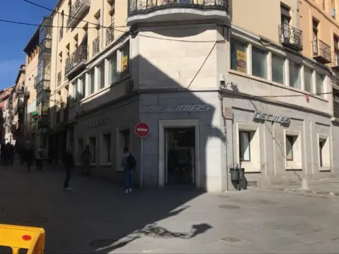 Oficina en calle de Cervantes