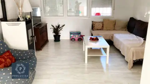 Habitación en calle del Tulipán