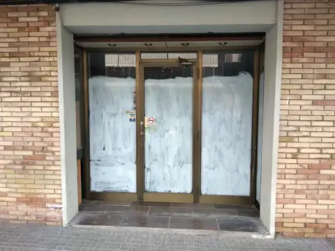Local comercial en Carrer de Girona