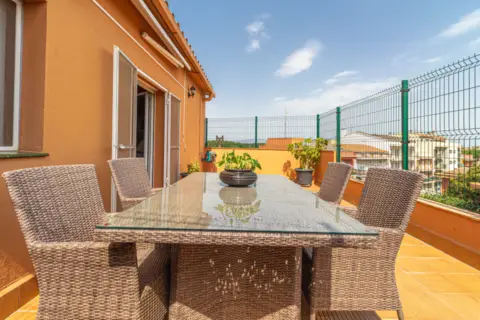 Dúplex en Carrer de Pení