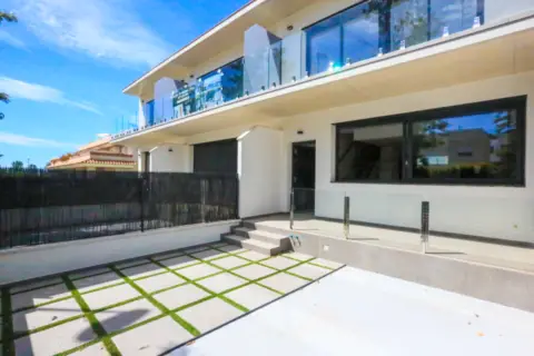 Casa en Avinguda de l'Ardiaca