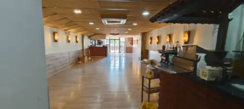 Local comercial en Carrer del Montseny, 4