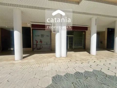 Local comercial en Passeig de Sant Joan Baptista de la Salle