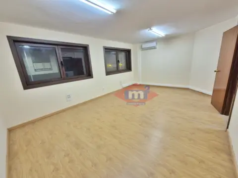 Oficina en calle Pino, 63