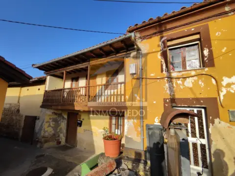 Casa rústica en Carretera La Mortera